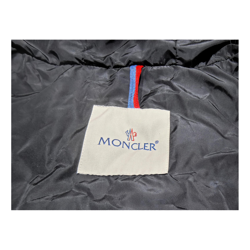 Moncler Four-Pocket Belted Fur-Trim Puffer Jacket | Black | Belted Waist