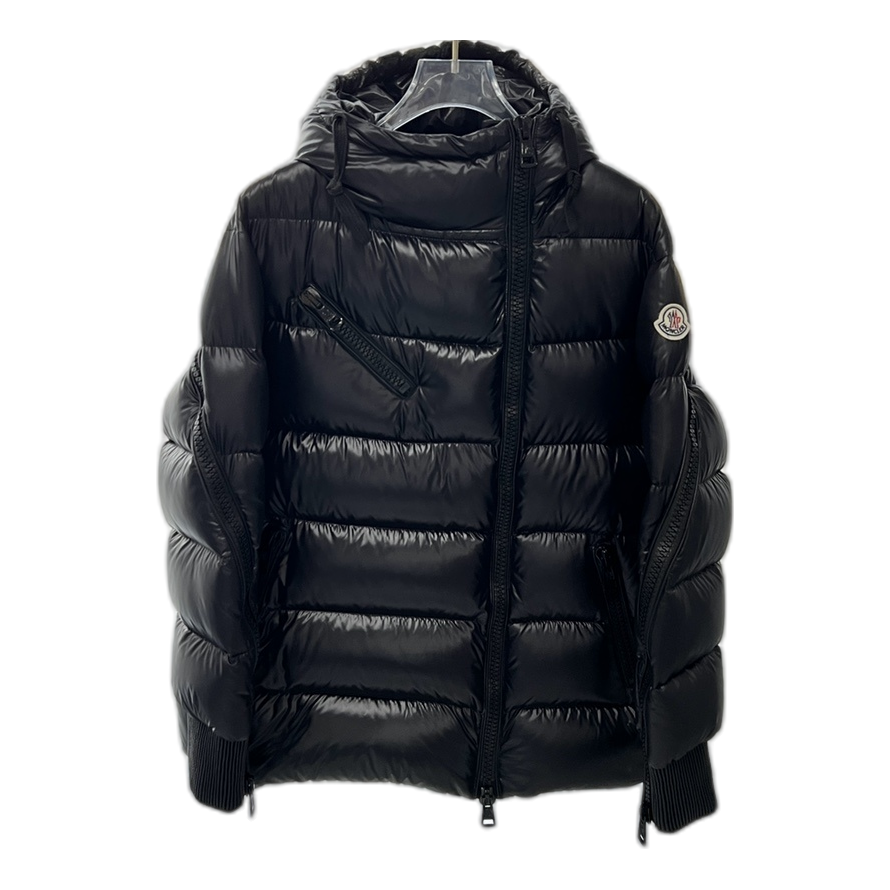 Moncler Liriope Asymmetric-Zip Hooded Puffer Jacket | Premium Down