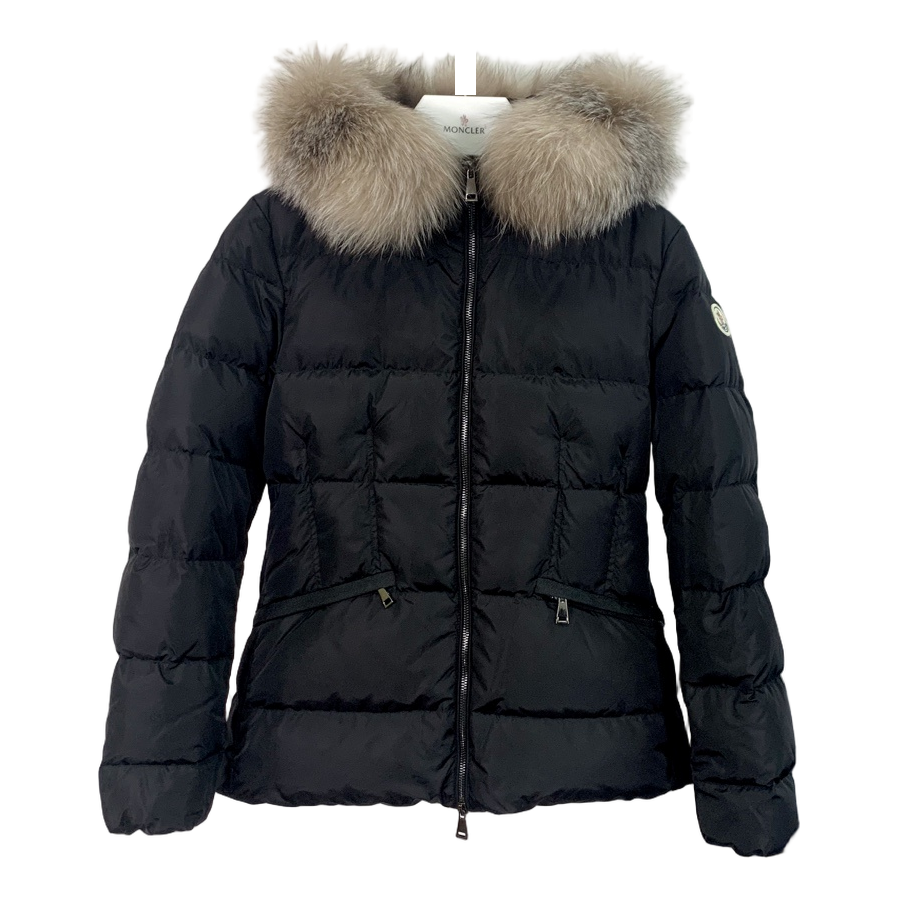 Moncler Cinched-Waist Fur-Trim Hooded Puffer Jacket | Black | Sculpted Silhouette